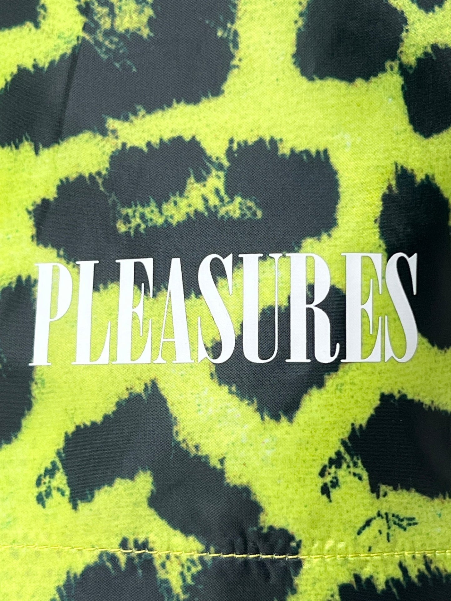 PLEASURES LEOPARD RUNNING SHORT LIME - relaxed fit, neon green.
