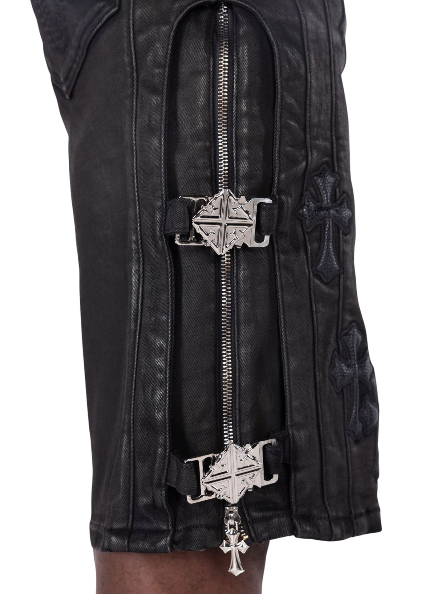 Guapi All Black Cross Buckle Shorts