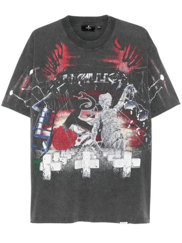 The Represent MLM4354 Master Of Puppets Tee in VTG Grey features a classic crew neck with a colorful abstract graphic, including crosses and a distorted statue, paying homage to its design heritage.