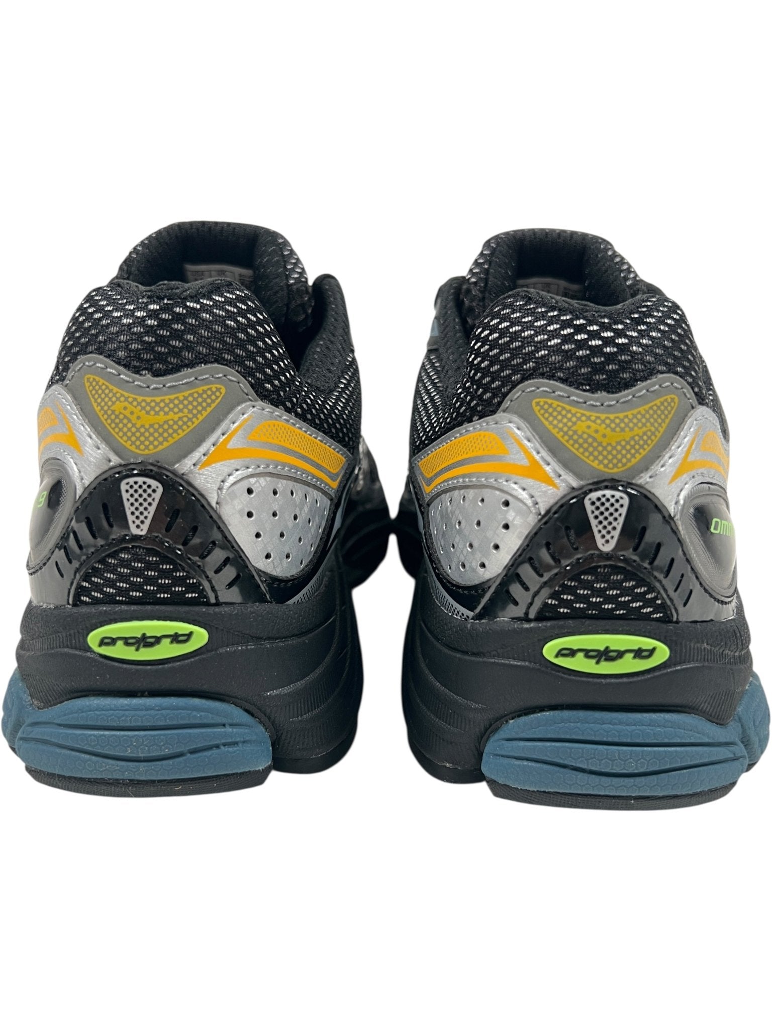 The SAUCONY Progrid Omni 9 (S70739-28) Black/Multi sneakers are displayed from the back against a white background, highlighting Grid Technology for superior cushioning.