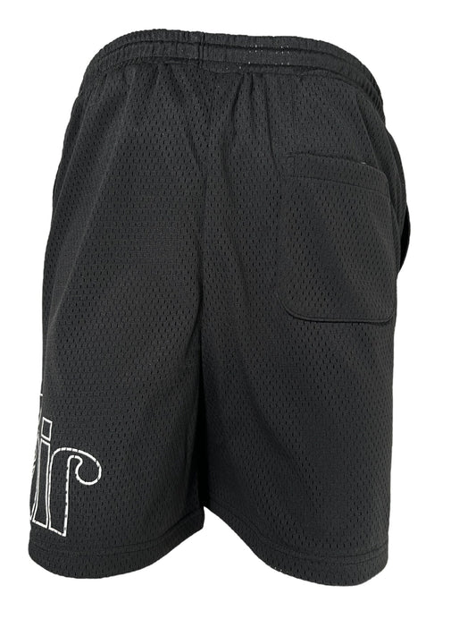Black basketball shorts with elastic waistband, single back pocket, and partial lettering "ir" on the lower leg. Perfect for any athleisure look, these SINCLAIR SMB05-3 OUTLINE SHORT BLACK shorts balance style and comfort seamlessly.