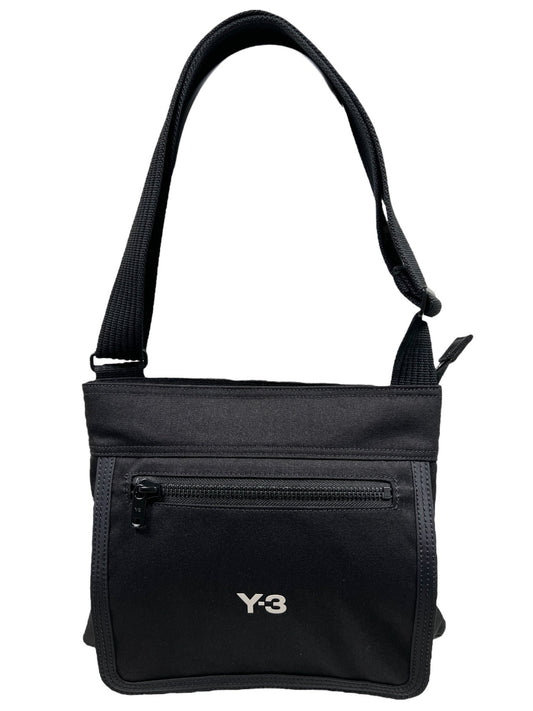 A black ADIDAS x Y-3 IY4075 CL SACOCHE BLACK crossbody bag with an adjustable strap, front zipper pocket, and the Y-3 logo displayed on the lower front—perfect for daily storage.