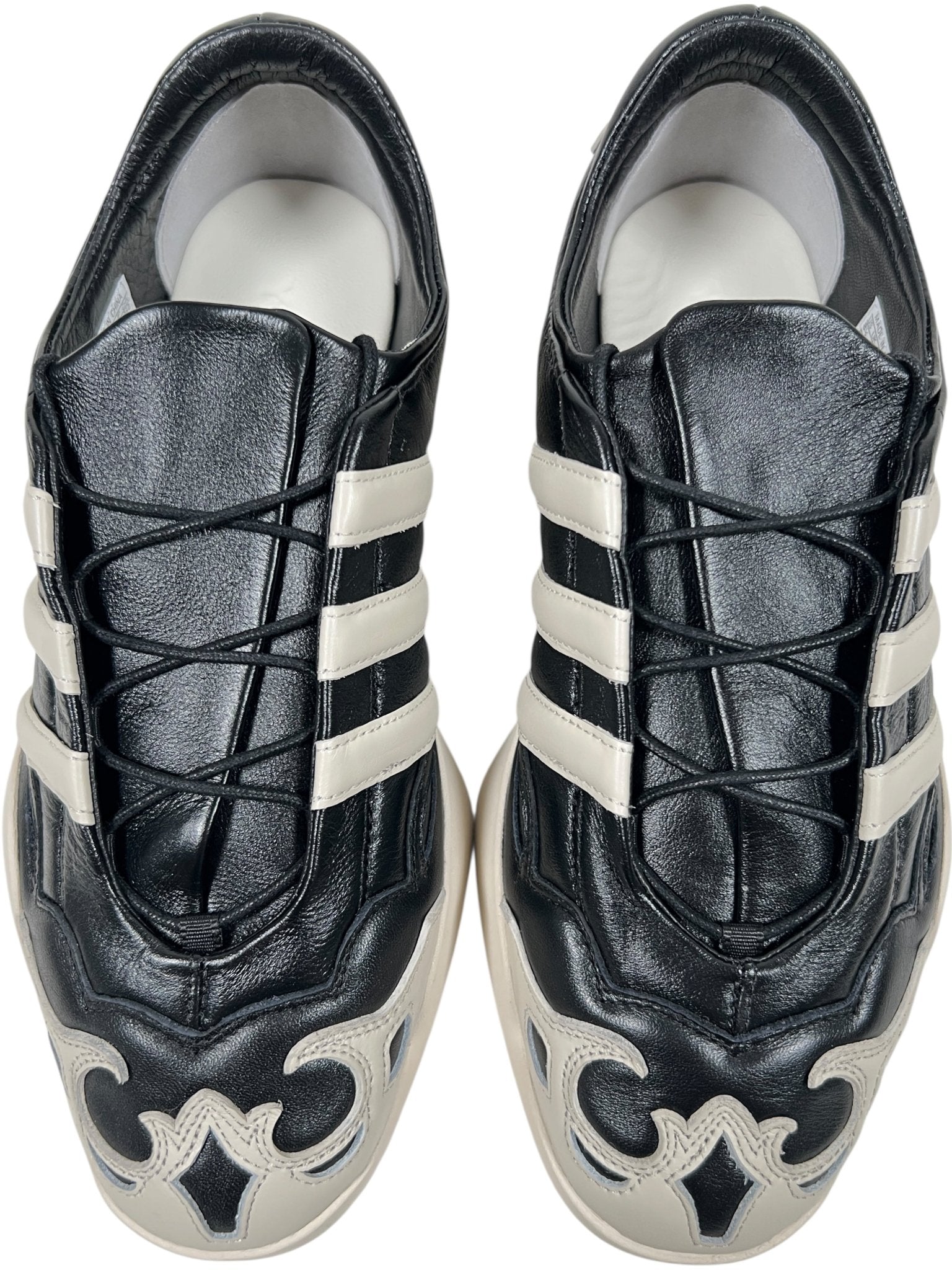 The ADIDAS x Y-3 JR3600 Regu 2002 Black/Alumin sneakers feature black leather, cream overlays and stripes, black laces, and a Torsion plate for support—all seen from above.