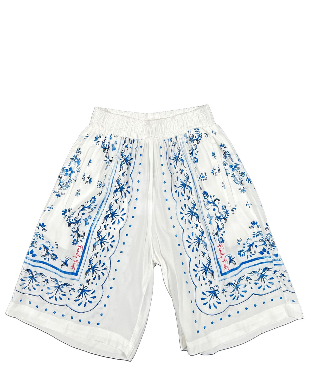 A FAMILY FIRST PSS2340 short Sicily white with paisley prints all over, made in Italy.