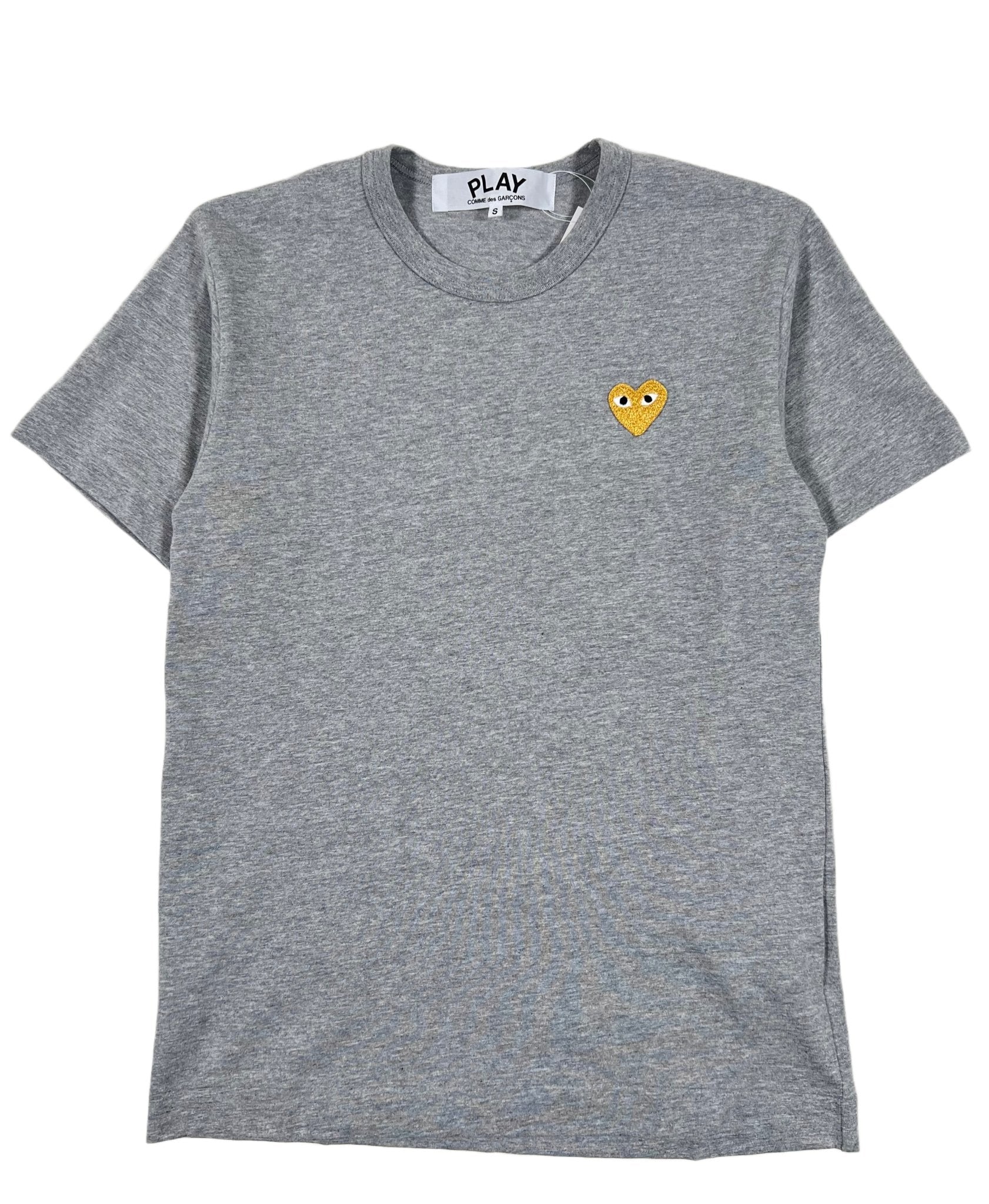 P1T216 T Shirt Gold Heart